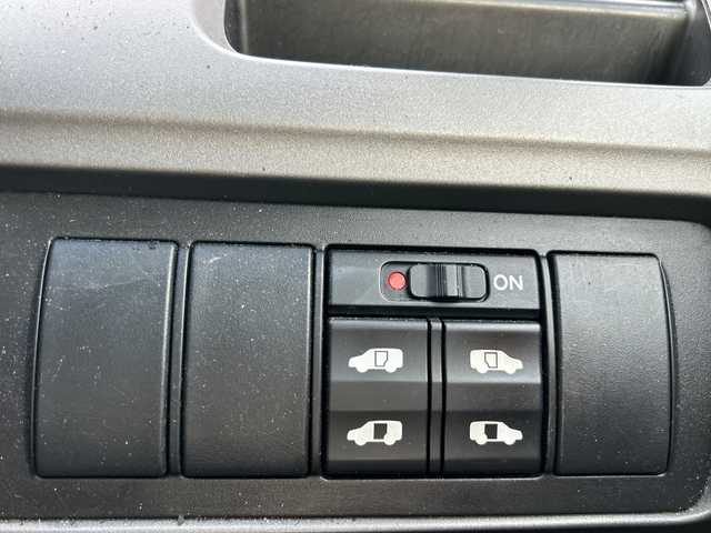 ホンダ ステップワゴン G Lパッケージ 千葉県 2007(平19)年 8.8万km スカイミストメタリック インターナビ　バックカメラ　両側電動スライドドア　ドラレコ　フロアマット　ドアバイザー　キーレス　コーナーセンサー　キセノンライト　社外１５インチＡＷ