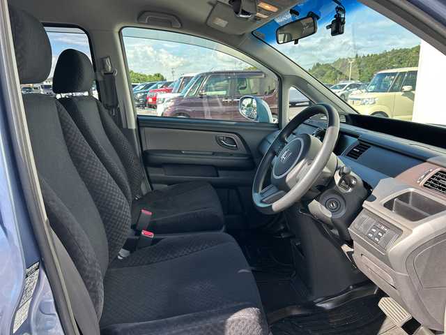 ホンダ ステップワゴン G Lパッケージ 千葉県 2007(平19)年 8.8万km スカイミストメタリック インターナビ　バックカメラ　両側電動スライドドア　ドラレコ　フロアマット　ドアバイザー　キーレス　コーナーセンサー　キセノンライト　社外１５インチＡＷ