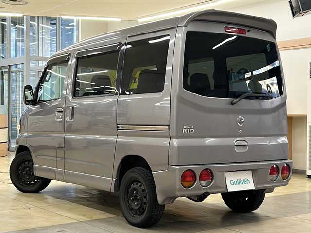 日産 クリッパー リオ E FOUR スペシャルパック 道央・札幌 2008(平20)年 9.7万km ドーンシルバー ・4WD/・純正CD/・キーレス/・ドアバイザー/・ライトレベライザー