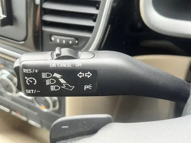 フォルクスワーゲン ザ・ビートル デザイン レザーパッケージ 島根県 2013(平25)年 8.2万km 黒 社外SDナビ　/フルセグTV　/ＤＶＤ再生　/Ｂｌｕｅｔｏｏｔｈ　/純正２０インチアルミホイール(OP)　/ベージュレザーシート　/前席シートヒーター　/衝突軽減ブレーキ　/クルーズコントロール/純正ＨＩＤヘッドライト/スーパーチャージャー/パドルシフト　/オートエアコン　/純正フロアマット　