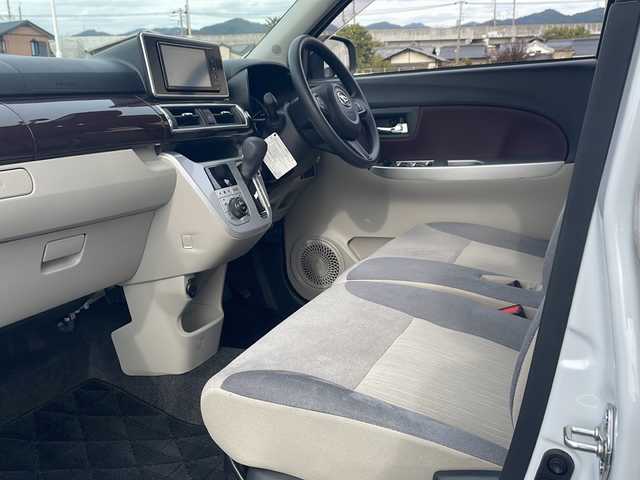 ダイハツ キャスト スタイル G VS SAⅢ 山口県 2022(令4)年 0.8万km シャイニングホワイトパール ワンオーナー車/純正メモリナビ/Bluetooth/フルセグTV/バックカメラ＆全周囲カメラ/スマートキー＆プッシュスタート/純正前方ドライブレコーダー/衝突軽減ブレーキ/横滑り防止装置/アイドリングストップ/オートマチックハイビーム/LEDヘッドライト/LEDフォグライト/オートライト/前席シートヒーター/ステアリングスイッチ/純正15インチAW/保証書・取説/スペアキー1個