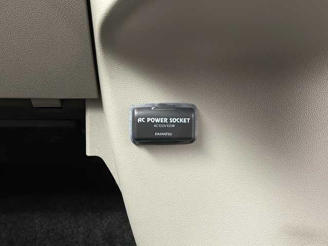 ダイハツ タント X ターボ SA 大阪府 2014(平26)年 5.1万km コットンアイボリー 純正SDナビ/【BT/フルセグ/AUX/DVD」/ETC/バックカメラ/両側パワースライドドア/アイドリングストップ/衝突被害軽減システム/横滑り防止装置/スタッドレスタイヤ積み込み/純正ミッキーマウスシートカバー/純正ミッキーマウスフロアマット/オートライト/サンシェード