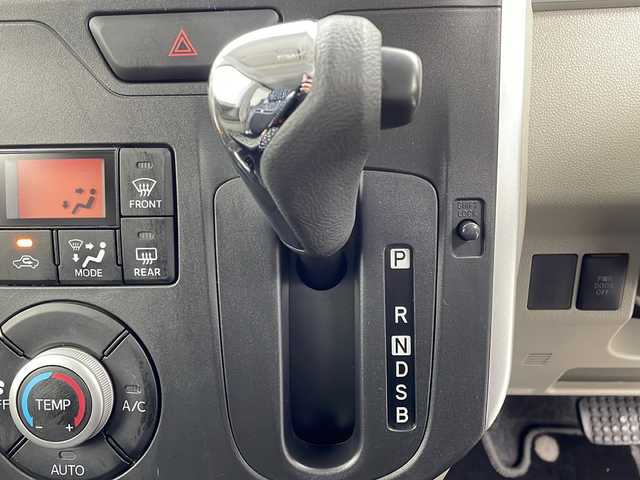 ダイハツ タント X ターボ SA 大阪府 2014(平26)年 5.1万km コットンアイボリー 純正SDナビ/【BT/フルセグ/AUX/DVD」/ETC/バックカメラ/両側パワースライドドア/アイドリングストップ/衝突被害軽減システム/横滑り防止装置/スタッドレスタイヤ積み込み/純正ミッキーマウスシートカバー/純正ミッキーマウスフロアマット/オートライト/サンシェード