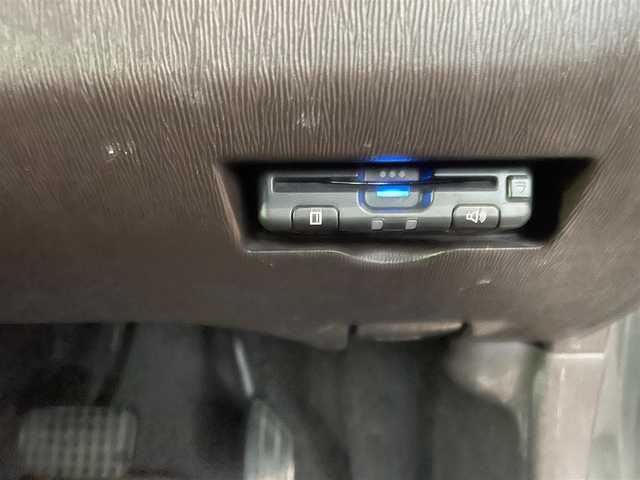 トヨタ パッソ X クツロギ 岡山県 2012(平24)年 6.9万km グレーメタリック 登録時走行距離68741km/ミュージックプレイヤー/ETC/社外１３インチアルミホイール/パワーステアリング/パワーウィンドウ/純正フロアマット/ハロゲンヘッドライト/ベンチシート/ドアバイザー