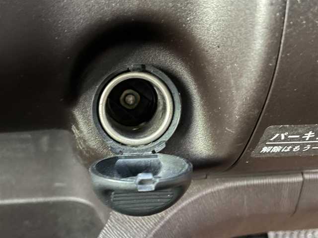 トヨタ パッソ X クツロギ 岡山県 2012(平24)年 6.9万km グレーメタリック 登録時走行距離68741km/ミュージックプレイヤー/ETC/社外１３インチアルミホイール/パワーステアリング/パワーウィンドウ/純正フロアマット/ハロゲンヘッドライト/ベンチシート/ドアバイザー