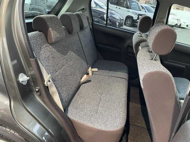 トヨタ パッソ X クツロギ 岡山県 2012(平24)年 6.9万km グレーメタリック 登録時走行距離68741km/ミュージックプレイヤー/ETC/社外１３インチアルミホイール/パワーステアリング/パワーウィンドウ/純正フロアマット/ハロゲンヘッドライト/ベンチシート/ドアバイザー