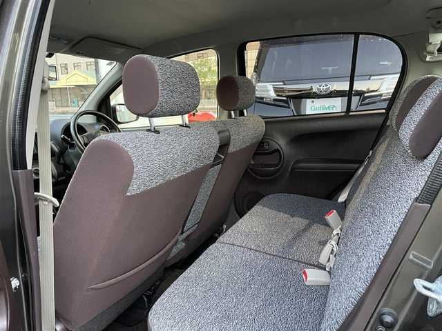 トヨタ パッソ X クツロギ 岡山県 2012(平24)年 6.9万km グレーメタリック 登録時走行距離68741km/ミュージックプレイヤー/ETC/社外１３インチアルミホイール/パワーステアリング/パワーウィンドウ/純正フロアマット/ハロゲンヘッドライト/ベンチシート/ドアバイザー