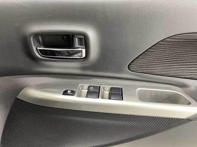 日産 デイズ ルークス ハイウェイスターターボ 神奈川県 2016(平28)年 0.7万km ホワイトパール 純正SDナビ【MM316D-W】/AM　FM　フルセグ　DVD　CD　USB　SD　MSV　AUX　Bluetooth/アラウンドビューモニター/両側パワースライドドア/エマージェンシーブレーキ/ETC/革巻ステアリング/ステアリングリモコン/専用シートカバー/リアドアサンシェード/助手席後シートバックテーブル/純正フロアマット/インテリジェントキー/リアスポイラー/キセノンヘッドライト/フォグランプ/純正15インチアルミ/VDC