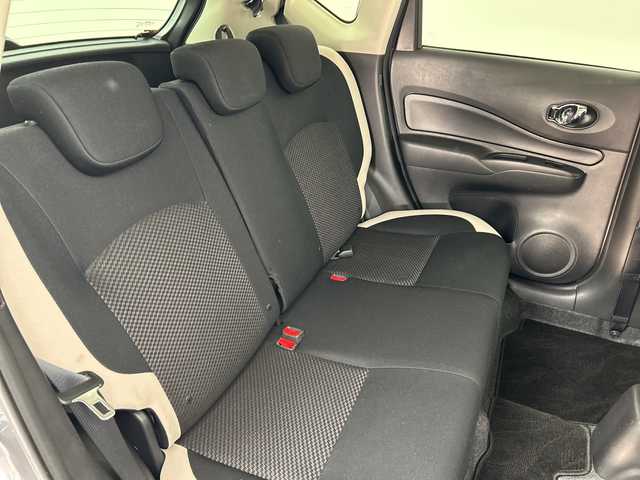 日産 ノート e－パワー X 三重県 2017(平29)年 3.5万km ダークメタルグレー /禁煙車//純正ナビ//アラウンドビューモニター//インテリジェントルームミラー//オートAC//ステアリングスイッチ//エマージェンシーブレーキ//衝突軽減ブレーキ//レーンキープアシスト//レーダークルーズコントロール//ETC//前後コーナーセンサー//スマートキー//プッシュスタート