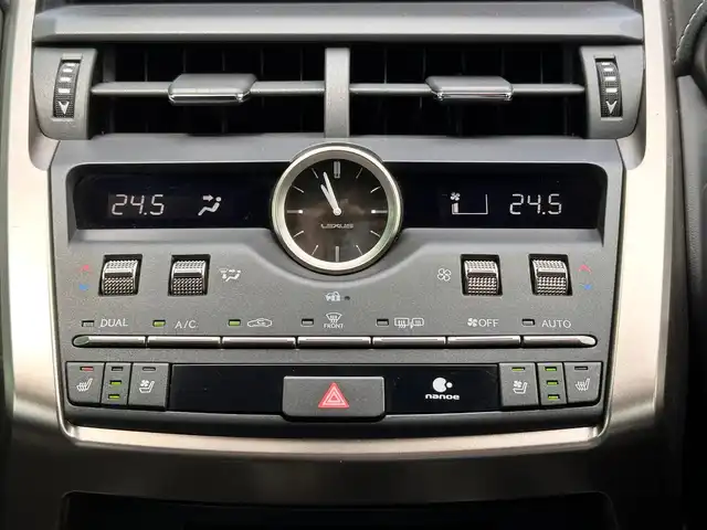 レクサス ＮＸ 300h Fスポーツ 宮城県 2019(令1)年 5.9万km ヒートブルーコントラストレイヤリング LEDヘッドランプセット/・角型LEDヘッドランプ/・ヘッドランプクリーナー/・アダプティブハイビームシステム/パノラミックビューモニターセット/・パノラミックビューモニター/・パーキングサポートブレーキ（静止物）/ブラインドスポットモニターセット/・ブラインドスポットモニター/・リアクロストラフィックアラート/＝＝＝/セーフティシステムプラス/・プリクラッシュセーフティ/・レーントレーシングアシスト/・オートマチックハイビーム/・レーダークルーズコントロール/・ロードサインアシスト/・先行車発進告知機能/ハンズフリーパワーバックドア/純正ナビ/・CD/DVD/・Bluetooth/・フルセグTV/ビルトインETC2.0/ドライブレコーダー/AC100V/100W/ヘッドアップディスプレイ/本革シート/シートヒーター／ベンチレーション/パワーシート（運転席メモリー機能付）/革巻きステアリング/電動パーキングブレーキ/ブレーキホールド/スマートキー＆プッシュスタート/スペアキー1本、カードキー1枚/電動格納ミラー/純正18インチAW/フロアマット