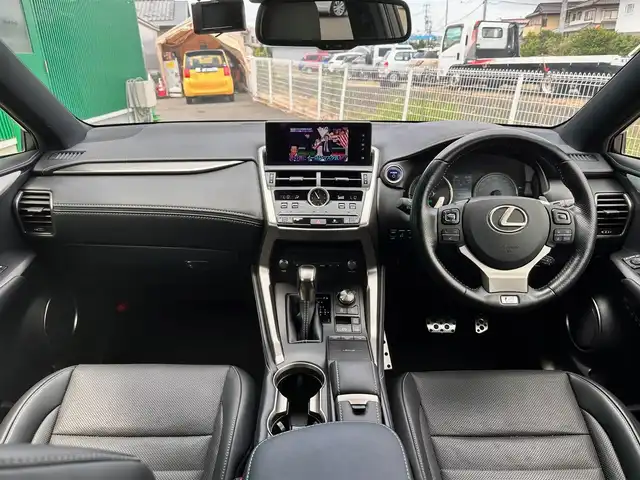 レクサス ＮＸ 300h Fスポーツ 宮城県 2019(令1)年 5.9万km ヒートブルーコントラストレイヤリング LEDヘッドランプセット/・角型LEDヘッドランプ/・ヘッドランプクリーナー/・アダプティブハイビームシステム/パノラミックビューモニターセット/・パノラミックビューモニター/・パーキングサポートブレーキ（静止物）/ブラインドスポットモニターセット/・ブラインドスポットモニター/・リアクロストラフィックアラート/＝＝＝/セーフティシステムプラス/・プリクラッシュセーフティ/・レーントレーシングアシスト/・オートマチックハイビーム/・レーダークルーズコントロール/・ロードサインアシスト/・先行車発進告知機能/ハンズフリーパワーバックドア/純正ナビ/・CD/DVD/・Bluetooth/・フルセグTV/ビルトインETC2.0/ドライブレコーダー/AC100V/100W/ヘッドアップディスプレイ/本革シート/シートヒーター／ベンチレーション/パワーシート（運転席メモリー機能付）/革巻きステアリング/電動パーキングブレーキ/ブレーキホールド/スマートキー＆プッシュスタート/スペアキー1本、カードキー1枚/電動格納ミラー/純正18インチAW/フロアマット