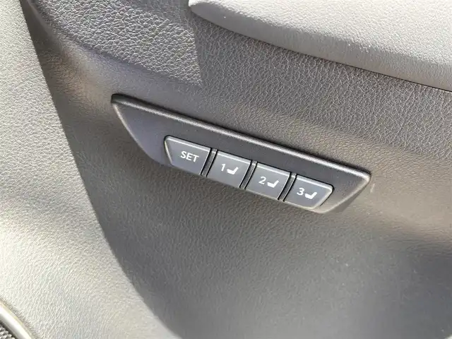 レクサス ＮＸ 300h Fスポーツ 宮城県 2019(令1)年 5.9万km ヒートブルーコントラストレイヤリング LEDヘッドランプセット/・角型LEDヘッドランプ/・ヘッドランプクリーナー/・アダプティブハイビームシステム/パノラミックビューモニターセット/・パノラミックビューモニター/・パーキングサポートブレーキ（静止物）/ブラインドスポットモニターセット/・ブラインドスポットモニター/・リアクロストラフィックアラート/＝＝＝/セーフティシステムプラス/・プリクラッシュセーフティ/・レーントレーシングアシスト/・オートマチックハイビーム/・レーダークルーズコントロール/・ロードサインアシスト/・先行車発進告知機能/ハンズフリーパワーバックドア/純正ナビ/・CD/DVD/・Bluetooth/・フルセグTV/ビルトインETC2.0/ドライブレコーダー/AC100V/100W/ヘッドアップディスプレイ/本革シート/シートヒーター／ベンチレーション/パワーシート（運転席メモリー機能付）/革巻きステアリング/電動パーキングブレーキ/ブレーキホールド/スマートキー＆プッシュスタート/スペアキー1本、カードキー1枚/電動格納ミラー/純正18インチAW/フロアマット