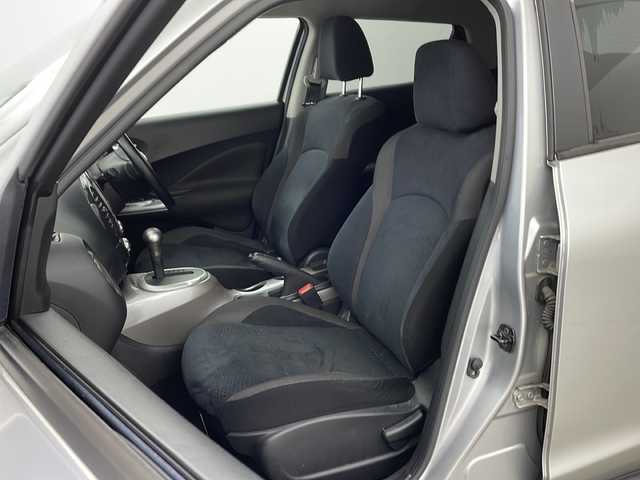 日産 ジューク 15RX 兵庫県 2010(平22)年 9.4万km ダイヤモンドシルバー ・純正SDナビ/・Bluetoothオーディオ/・CD/DVD再生/・SDミュージックサーバー/・ipod/AUX接続/・ワンセグテレビ/・バックカメラ/・ETC/・エンジンスタートボタン/・スペアキー/・スマートキー/・純正フロアマット/・純正アルミホイール/・ABS/・オートライト/・フォグランプ/・フロントコンビネーションランプ（シグネチャーLEDポジションランプ付）/・サイドターンランプ付電動格納式リモコンカラードドアミラー/・スーパーUVカットグリーンガラス〈フロント〉/・UVカット断熱グリーンガラス〈フロントドア〉/・プライバシーガラス（UVカット断熱機能付）〈リヤドア、バックドア〉/・パワーウインドウ/・車速感応式電動パワーステアリング/・リモートコントロールエントリーシステム（バックドア連動、作動確認機能付）/・リヤ6：4分割シート（シングルフォールディング）