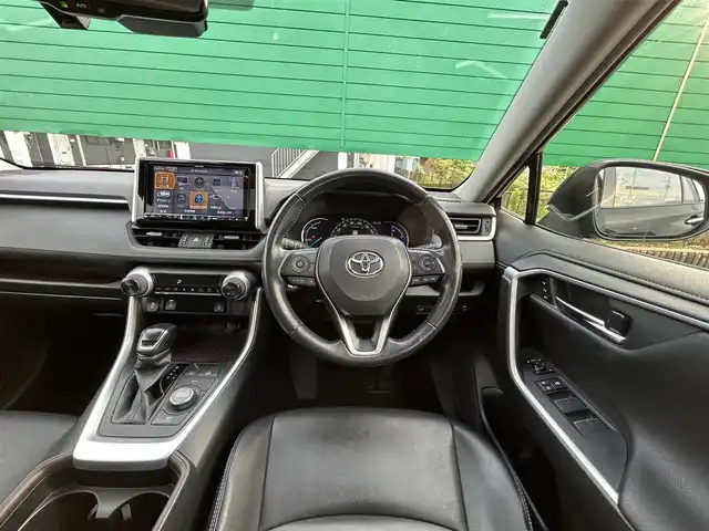 トヨタ ＲＡＶ４ ハイブリッドG 茨城県 2020(令2)年 10.2万km アティチュードブラックマイカ スマートキー/プッシュスタート/ALPINE　SDナビ/Bluetooth接続/フルセグテレビ/バックカメラ/クルーズコントロール/レーンキープアシスト/サンルーフ/ETC2.0/バックカメラ/前方ドライブレコーダー/純正フロアマット/パワーシート/レザーシート/純正エアロパーツ/純正アルミホイル/前後コーナーセンサー/オートライト/LEDヘッドライト/Wエアバック/カーテンエアバック