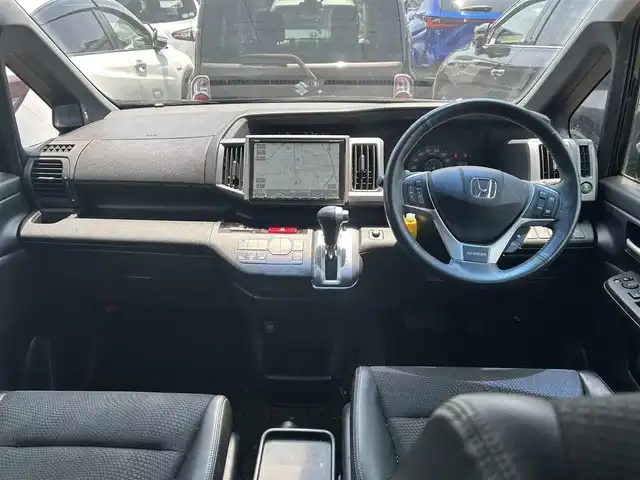 ホンダ ステップワゴン スパーダ Z クールスピリット 茨城県 2013(平25)年 14.2万km プレミアムスパークルブラックパール スマートキー/アイドリングストップ/クルーズコントロール/バックカメラ/純正9インチナビ/両側パワースライド/前方ドラレコ/後席用モニター