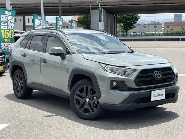 トヨタ ＲＡＶ４ アドベンチャー 石川県 2024(令6)年 0.9万km アーバンカーキ 4WD/ワンオーナー/純正10.5型ナビ/フルセグTV/バックカメラ/LEDヘッドライト/ビルトインETC/パワーバックドア/純正アルミホイール/TRDダンパー/ブラインドスポットモニター/ドライブレコーダー/レザーシート/シートヒーター/ハンドルヒーター/レーダークルーズ/トヨタセーフティセンス/保証書