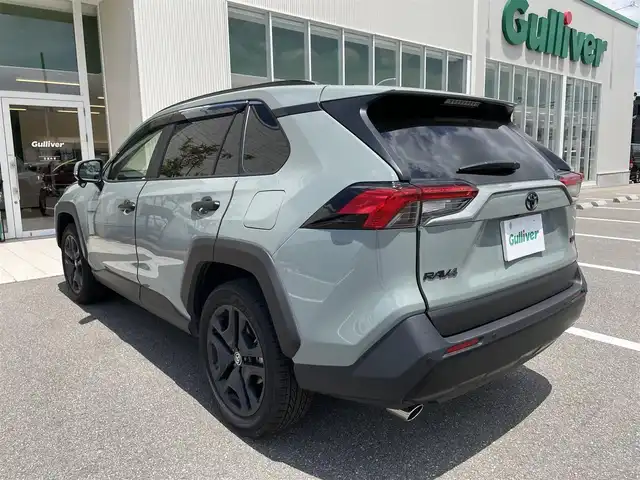 トヨタ ＲＡＶ４ アドベンチャー 石川県 2024(令6)年 0.9万km アーバンカーキ 4WD/ワンオーナー/純正10.5型ナビ/フルセグTV/バックカメラ/LEDヘッドライト/ビルトインETC/パワーバックドア/純正アルミホイール/TRDダンパー/ブラインドスポットモニター/ドライブレコーダー/レザーシート/シートヒーター/ハンドルヒーター/レーダークルーズ/トヨタセーフティセンス/保証書