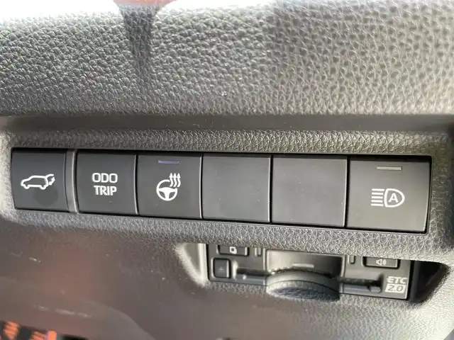 トヨタ ＲＡＶ４ アドベンチャー 石川県 2024(令6)年 0.9万km アーバンカーキ 4WD/ワンオーナー/純正10.5型ナビ/フルセグTV/バックカメラ/LEDヘッドライト/ビルトインETC/パワーバックドア/純正アルミホイール/TRDダンパー/ブラインドスポットモニター/ドライブレコーダー/レザーシート/シートヒーター/ハンドルヒーター/レーダークルーズ/トヨタセーフティセンス/保証書