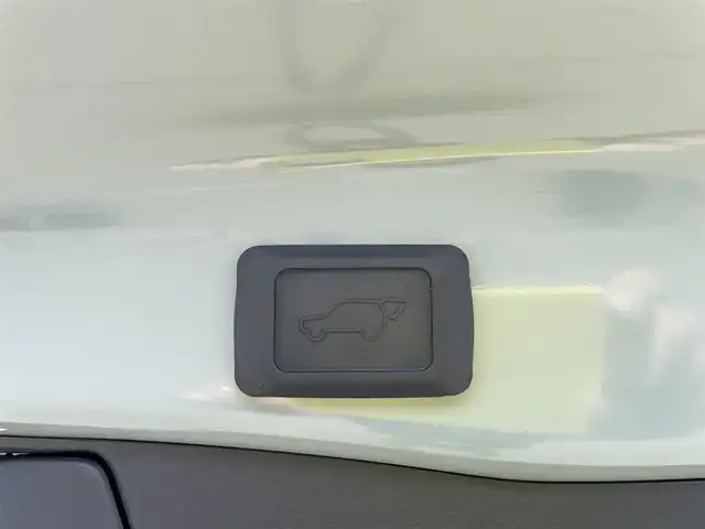 トヨタ ＲＡＶ４ アドベンチャー 石川県 2024(令6)年 0.9万km アーバンカーキ 4WD/ワンオーナー/純正10.5型ナビ/フルセグTV/バックカメラ/LEDヘッドライト/ビルトインETC/パワーバックドア/純正アルミホイール/TRDダンパー/ブラインドスポットモニター/ドライブレコーダー/レザーシート/シートヒーター/ハンドルヒーター/レーダークルーズ/トヨタセーフティセンス/保証書