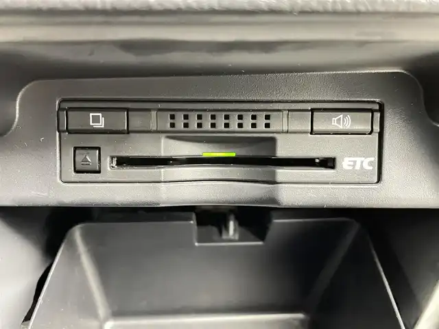 トヨタ ヴォクシー ZS 煌Z 千葉県 2013(平25)年 9.2万km ホワイトパールクリスタルシャイン 禁煙車/純正ナビ（NSZT-W62G）/CD/DVD/SD/Bluetooth/フルセグTV/バックカメラ/両側電動スライドドア/ビルトインETC/パドルシフト/ステアリングスイッチ/ハーフレザーシート/プッシュスタート/スマートキー/スペアキー/純正フロアマット/取扱説明書
