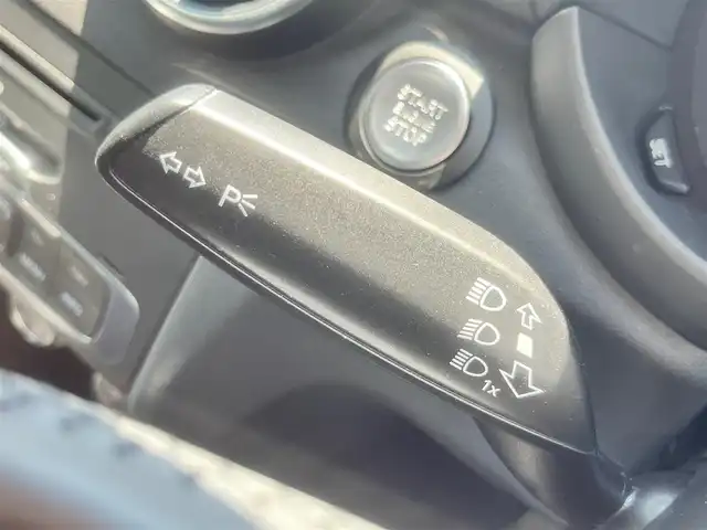 アウディ Ａ１ スポーツバック 1．4TFSI 島根県 2014(平26)年 4.2万km 茶Ⅱ 純正ナビ　/社外フルセグチューナー　/Ｂｌｕｅｔｏｏｔｈ　/スマートキー　/プッシュスタート　/前後ドラレコ　/ＥＴＣ　/ＨＩＤヘッドライト　/オートライト　/純正フロアマット　/横滑り防止装置　/保証書　/取扱説明書