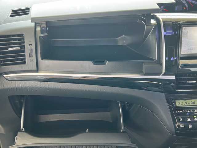 トヨタ エスティマ アエラス プレミアムエディション 愛媛県 2014(平26)年 7.8万km ホワイトパールクリスタルシャイン 純正ナビ/バックカメラ/社外フリップダウンモニター(TVM－FW1030)/フルセグテレビ/クルーズコントロール/両側パワースライドドア/社外フォグランプ/ハーフレザーシート/オートライト/ＥＴＣ/スマートキー/純正フロアマット/純正アルミホイール