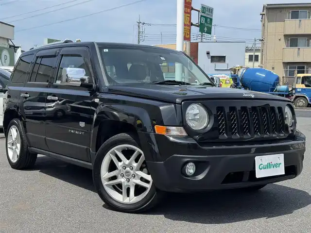 クライスラー・ジープ ジープ パトリオット リミテッド 千葉県 2011(平23)年 6.7万km 黒 4WD/社外ポータブルナビ/ワンセグTV/AM・FMラジオ/ETC/クルーズコントロール/純正フロアマット/革巻きステアリング/黒レザーシート/D席パワーシート/D+N席シートヒーター/純正18インチアルミホイール/ハロゲンヘッドライト/純正ドアバイザー/取扱説明書＆保証書