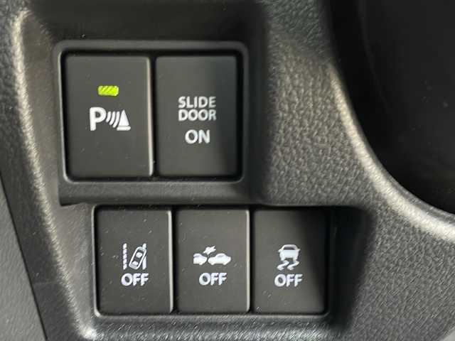 スズキ スペーシア ギア HYBRID XZ 兵庫県 2022(令4)年 0.9万km シフォンアイボリーM 登録時走行距離8766km/ワンオーナー/セーフティサポート/デュアルカメラブレーキサポート/アダプティブクルーズコントロール/純正8型ナビ/CD/DVD/フルセグ/Bluetooth/プッシュスタート/スマートキー/両側パワースライドドア/ガンメタリックドアミラー(電動オート格納機能)/ガンメタリックアウトサイドドアハンドル/ガンメタリックドアガーニッシュ/ガンメタリックサイドシルプロテクター/ガンメタリックバックドアガーニッシュ/ガンメタリックエンブレム/下部ガンメタリックプロテクター付リアバンパー/LEDヘッドランプ/LEDフロントフォグランプ/ヘッドアップディスプレイ/エコクール/リアヒーターダクト/スリムサーキュレーター/前席シートヒーター/後方視界支援ミラー/ETC/ルーフレール/保証書/取説/スペアキー1本