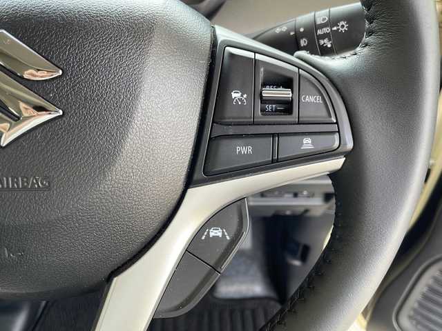 スズキ スペーシア ギア HYBRID XZ 兵庫県 2022(令4)年 0.9万km シフォンアイボリーM 登録時走行距離8766km/ワンオーナー/セーフティサポート/デュアルカメラブレーキサポート/アダプティブクルーズコントロール/純正8型ナビ/CD/DVD/フルセグ/Bluetooth/プッシュスタート/スマートキー/両側パワースライドドア/ガンメタリックドアミラー(電動オート格納機能)/ガンメタリックアウトサイドドアハンドル/ガンメタリックドアガーニッシュ/ガンメタリックサイドシルプロテクター/ガンメタリックバックドアガーニッシュ/ガンメタリックエンブレム/下部ガンメタリックプロテクター付リアバンパー/LEDヘッドランプ/LEDフロントフォグランプ/ヘッドアップディスプレイ/エコクール/リアヒーターダクト/スリムサーキュレーター/前席シートヒーター/後方視界支援ミラー/ETC/ルーフレール/保証書/取説/スペアキー1本