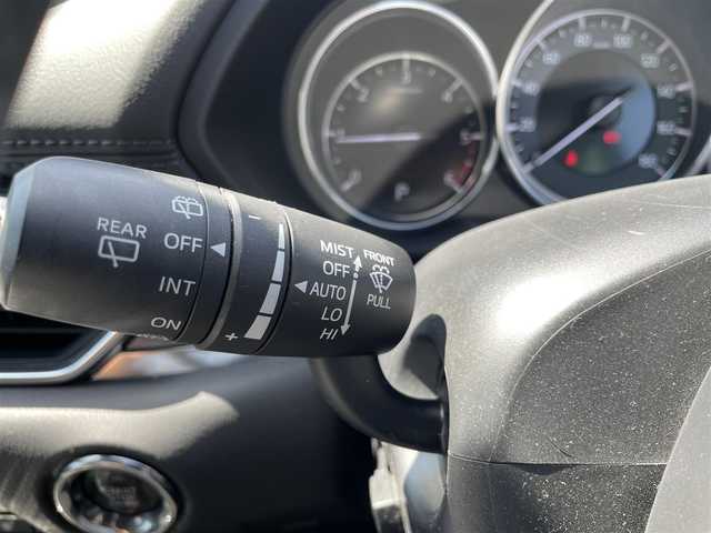 マツダ ＣＸ－８ XD プロアクティブ 福岡県 2018(平30)年 5.5万km スノーフレイクホワイトパールマイカ W+Sエアバッグ/衝突被害軽減システム/レーンキープアシスト/横滑り防止装置/オートライト・オートハイビーム/コーナーセンサー(前後)/D席パワーシート/3列シート/ベンチシート/フルフラットシート/全方位社外カメラ/USB入力/ETC/アイドリングストップ/スマートキー/クルーズコントロール/シェード/サンバイザー/純正アルミホイル/純正フロアマット