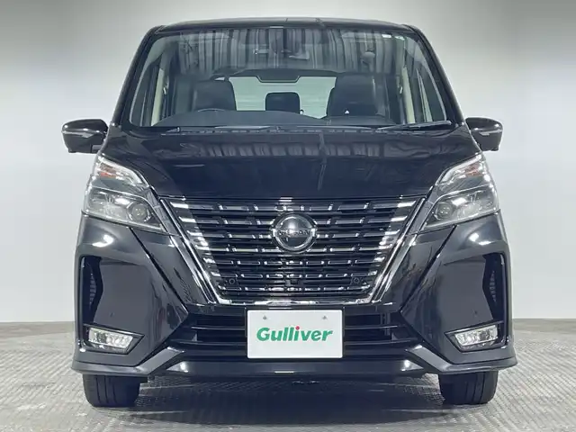 日産 セレナ ハイウェイスター V 神奈川県 2020(令2)年 3.9万km ダイヤモンドブラック 純正10型SDナビゲーション/AM FM Bluetooth フルセグ SD USB CD DVD/アラウンドビューモニター/両側ハンズフリーパワースライドドア/ブラインドスポットモニター/全方位運転支援システム/インテリジェントエマージェンシーブレーキ/後側方車両検知警報/後退時車両検知警報/標識検知機能/踏み間違い衝突防止アシスト/車線逸脱防止支援システム/車線逸脱警報/後側方衝突防止支援システム/アイドリングストップ/クルーズコントロール/革巻きステアリング/ステアリングリモコン/前方ドライブレコーダー/ETC/カプロンシート/純正フロアマット/LEDヘッドライト/オートライト/オートマチックハイビーム/フォグランプ/電動格納ミラー/ウィンカーミラー/純正16インチアルミホイール/ドアバイザー/インテリジェントキー
