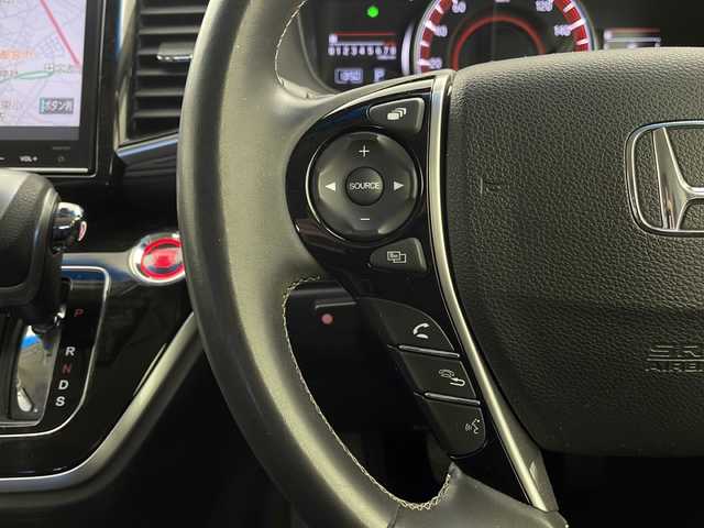 ホンダ オデッセイ アブソルート ホンダセンシング 栃木県 2017(平29)年 4.7万km クリスタルブラックパール 純正ＳＤナビ　/・CD/DVD/BT/フルセグTV/全方位カメラ　/純正フリップダウンモニター　/両側パワースライドドア　/レーダークルーズコントロール　/ＥＴＣ２．０　/純正前方ドライブレコーダー　/オートライト　/ＬＥＤライト/ステアリングスイッチ/パドルシフト