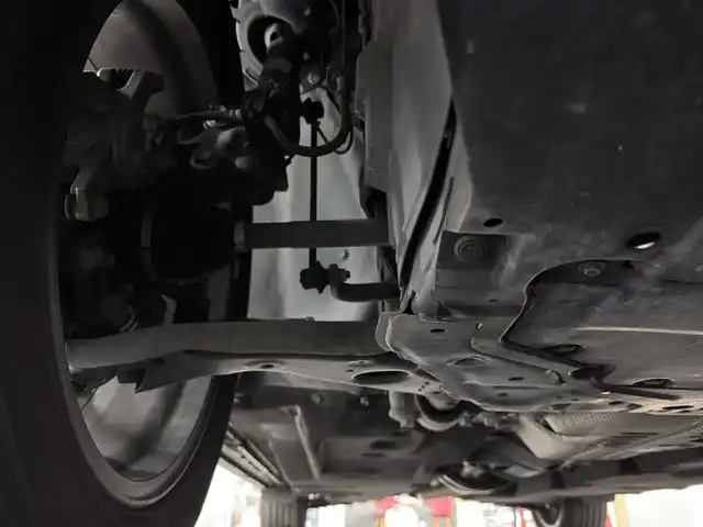 マツダ ＣＸ－５ XD エクスクルーシブモード 三重県 2020(令2)年 6.4万km ソウルレッドクリスタルM ディーゼルターボ/FF/MTモード付フロア6AT/純正 8インチナビ/（FM/AM/aha/Stitcher/Bluetooth/USB/CD*/AUX/DVD*/TV*）*…OP/360°ビュー・モニター/BOSEサウンドシステム/純正フルエアロ（フロント、サイド、リアアンダースカート）/ETC/安全/●車間認知支援システム/●スマートブレーキサポート/●スマートシティブレーキサポート/●車線逸脱警報/●レーンキープアシストシステム/●レーダークルーズコントロール/●BSMシステム（RCTA機能付）/●交通標識認識システム/●ドライバーアテンションアラート/パーキングセンサーシステム/装備/・ナッパレザーシート（ディープレッド）/・パワーシート（D10way/N6way）/・シートヒーター（D/N/2nd左右）/・ステアリングヒーター/・シートベンチレーション（D/N）/・パワーテールゲート/・アクティブドライビングディスプレイ（HUD）/・左右独立オートエアコン/・オートライト/・LEDヘッドランプ/・レインセンサーワイパー/・電子パーキングブレーキ＆オートホールド/・ステアリングスイッチ/・プッシュスタート/・純正19inAW/・スマートキーx1/・保/取/ナビ取/など