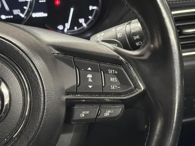 マツダ ＣＸ－５ XD エクスクルーシブモード 三重県 2020(令2)年 6.4万km ソウルレッドクリスタルM ディーゼルターボ/FF/MTモード付フロア6AT/純正 8インチナビ/（FM/AM/aha/Stitcher/Bluetooth/USB/CD*/AUX/DVD*/TV*）*…OP/360°ビュー・モニター/BOSEサウンドシステム/純正フルエアロ（フロント、サイド、リアアンダースカート）/ETC/安全/●車間認知支援システム/●スマートブレーキサポート/●スマートシティブレーキサポート/●車線逸脱警報/●レーンキープアシストシステム/●レーダークルーズコントロール/●BSMシステム（RCTA機能付）/●交通標識認識システム/●ドライバーアテンションアラート/パーキングセンサーシステム/装備/・ナッパレザーシート（ディープレッド）/・パワーシート（D10way/N6way）/・シートヒーター（D/N/2nd左右）/・ステアリングヒーター/・シートベンチレーション（D/N）/・パワーテールゲート/・アクティブドライビングディスプレイ（HUD）/・左右独立オートエアコン/・オートライト/・LEDヘッドランプ/・レインセンサーワイパー/・電子パーキングブレーキ＆オートホールド/・ステアリングスイッチ/・プッシュスタート/・純正19inAW/・スマートキーx1/・保/取/ナビ取/など