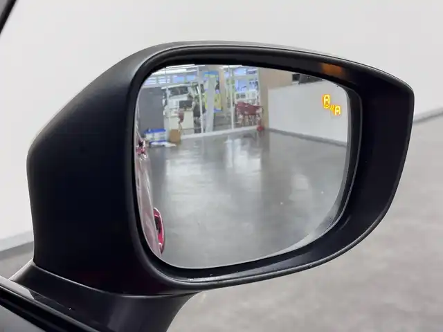 マツダ ＣＸ－５ XD エクスクルーシブモード 三重県 2020(令2)年 6.4万km ソウルレッドクリスタルM ディーゼルターボ/FF/MTモード付フロア6AT/純正 8インチナビ/（FM/AM/aha/Stitcher/Bluetooth/USB/CD*/AUX/DVD*/TV*）*…OP/360°ビュー・モニター/BOSEサウンドシステム/純正フルエアロ（フロント、サイド、リアアンダースカート）/ETC/安全/●車間認知支援システム/●スマートブレーキサポート/●スマートシティブレーキサポート/●車線逸脱警報/●レーンキープアシストシステム/●レーダークルーズコントロール/●BSMシステム（RCTA機能付）/●交通標識認識システム/●ドライバーアテンションアラート/パーキングセンサーシステム/装備/・ナッパレザーシート（ディープレッド）/・パワーシート（D10way/N6way）/・シートヒーター（D/N/2nd左右）/・ステアリングヒーター/・シートベンチレーション（D/N）/・パワーテールゲート/・アクティブドライビングディスプレイ（HUD）/・左右独立オートエアコン/・オートライト/・LEDヘッドランプ/・レインセンサーワイパー/・電子パーキングブレーキ＆オートホールド/・ステアリングスイッチ/・プッシュスタート/・純正19inAW/・スマートキーx1/・保/取/ナビ取/など