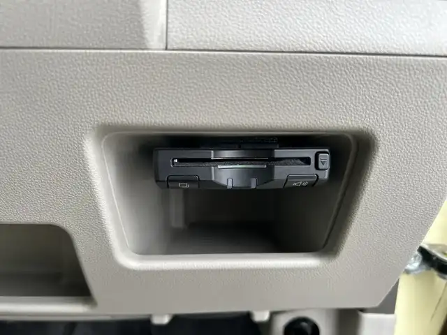 ダイハツ タント G SA 千葉県 2014(平26)年 8.3万km コットンアイボリー ナビＮＳＺＰ－Ｗ６４Ｄ　バックカメラ　ＴＶ　ＣＤ　ＤＶＤ　Ｂｔ　ＵＳＢ　ＥＴＣ　両側電動スライドドア /ドラレコ　アイドリングストップ　衝突軽減防止機能　純正１４インチＡＷ　コットンアイボリーカラー