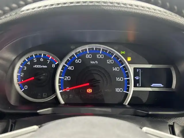 トヨタ ルーミー カスタムG－T 愛知県 2021(令3)年 2.9万km ファイアークォーツレッドM 純正9インチディスプレイオーディオ/（Bluetooth/フルセグTV/Carplay/USB）/スマートアシスト/　　-衝突回避支援ブレーキ/　　-車線逸脱警報/　　-先行車発進お知らせ機能/　　-アダプティブドライビングビーム/　　-コーナーセンサー/　　-標識認識機能/　　-ふらつき警報/　　-レーダークルーズコントロール/両側電動スライドドア/アラウンドビューモニター/LEDヘッドライト/ETC/ドライブレコーダー/スマートキー/アイドリングストップ/電動パーキングブレーキ/純正15インチAW/純正フロアマット/スペアタイヤ有