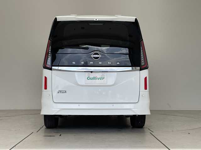 日産 セレナ ハイウェイスター V Vセレクション 愛知県 2024(令6)年 1.1万km プリズムホワイト プロパイロット/純正9型ナビ/全方位カメラ/両側パワースライドドア/レーダークルーズコントロール/シートヒーター/バックカメラ/コーナーセンサー/ブラインドスポットモニター/LEDヘッドライト/パドルシフト/インテリジェントミラー/リアオートエアコン/オートマチックハイビーム/ETC/衝突軽減システム/フルセグ/Bluetooth/ステアリングスイッチ/スマートキー/プッシュスタート