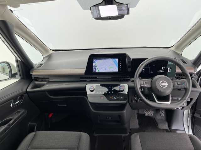 日産 セレナ ハイウェイスター V Vセレクション 愛知県 2024(令6)年 1.1万km プリズムホワイト プロパイロット/純正9型ナビ/全方位カメラ/両側パワースライドドア/レーダークルーズコントロール/シートヒーター/バックカメラ/コーナーセンサー/ブラインドスポットモニター/LEDヘッドライト/パドルシフト/インテリジェントミラー/リアオートエアコン/オートマチックハイビーム/ETC/衝突軽減システム/フルセグ/Bluetooth/ステアリングスイッチ/スマートキー/プッシュスタート