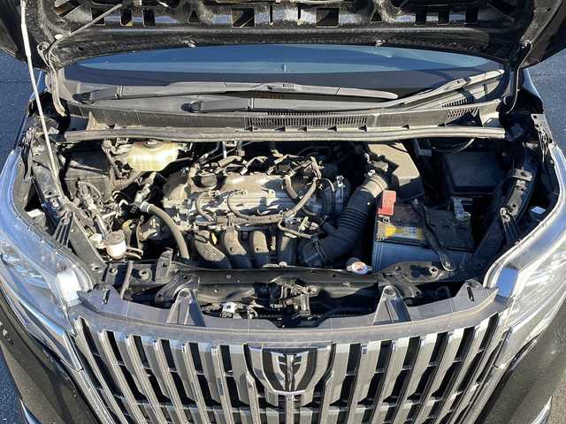 トヨタ エスクァイア Gi プレミアムパッケージ 岩手県 2018(平30)年 5.7万km ブラック ”社外ナビ（ALPINE　EX11Z）/AM/FM/CD/DVD/Bluetooth/フルセグTV/バックカメラ/ビルトインETC/ドライブレコーダー/両側パワースライドドア/フリップダウンモニター/クルーズコントロール/衝突被害軽減ブレーキ/レーンキープアシスト/横滑り防止装置/アイドリングストップ/シートヒーター/オートライト/オートハイビーム/LEDヘッドライト/フォグランプ/スマートキー/プッシュスタート/電動格納ミラー/純正15インチAW/純正フロアマット/保証書/取扱説明書