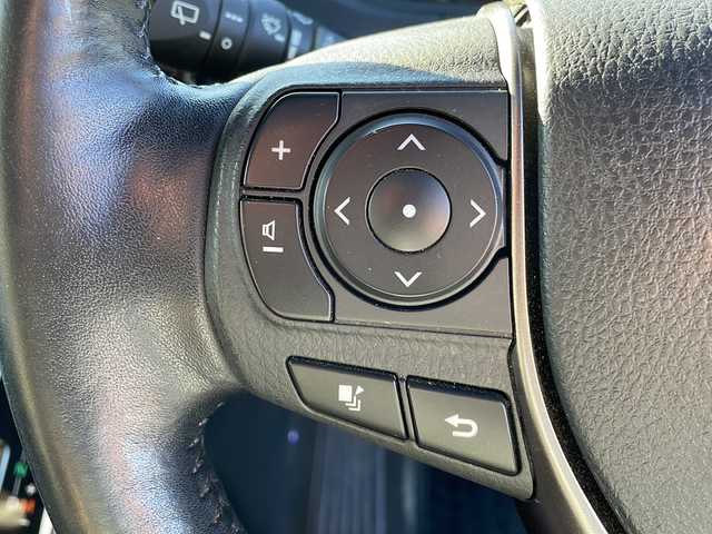 トヨタ エスクァイア Gi プレミアムパッケージ 岩手県 2018(平30)年 5.7万km ブラック ”社外ナビ（ALPINE　EX11Z）/AM/FM/CD/DVD/Bluetooth/フルセグTV/バックカメラ/ビルトインETC/ドライブレコーダー/両側パワースライドドア/フリップダウンモニター/クルーズコントロール/衝突被害軽減ブレーキ/レーンキープアシスト/横滑り防止装置/アイドリングストップ/シートヒーター/オートライト/オートハイビーム/LEDヘッドライト/フォグランプ/スマートキー/プッシュスタート/電動格納ミラー/純正15インチAW/純正フロアマット/保証書/取扱説明書