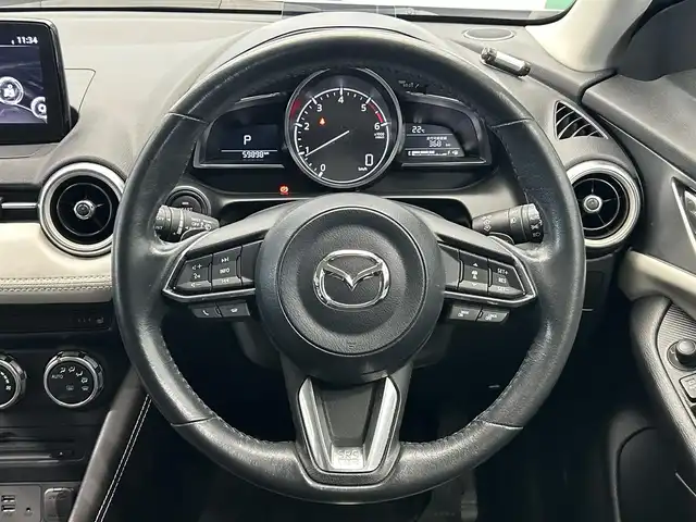 マツダ ＣＸ－３ XD エクスクルーシブモッズ 鹿児島県 2018(平30)年 6万km セラミックM 純正SDナビ/（AM.FM.CD.DVD.Bluetooth.フルセグTV）/360°ビュー・モニター/360°ドライブレコーダー/ヘッドアップディスプレイ/ブラインドスポットモニタリング/運転席パワーシート/運転席メモリーシート/前席シートヒーター/革巻きステアリング/ステアリングヒーター/電動パーキング/ブレーキホールド/純正アルミホイール/LEDヘッドライト/フロントフォグライト