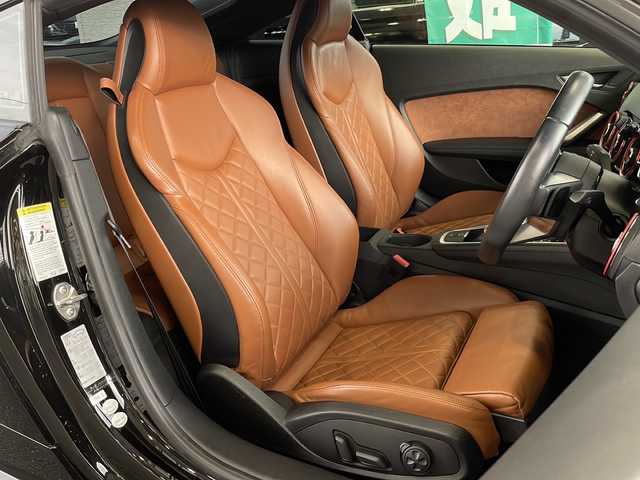 アウディ ＴＴクーペ 2．0 TFSI クワトロ 愛媛県 2017(平29)年 3.4万km 黒 アウディバーチャルコックピット/純正メモリナビ /・フルセグTV/・Bluetooth接続/・CD/DVD/・AM/FM/ビルトインETC/バックカメラ/レザーシート /前席パワーシート/前後ドライブレコーダー/電動ウィング/コーナーセンサー/パーキングアシスト/ブラインドスポットモニター/パドルシフト/クルーズコントロール/社外レーダー/LEDヘッドライト/スペアキー
