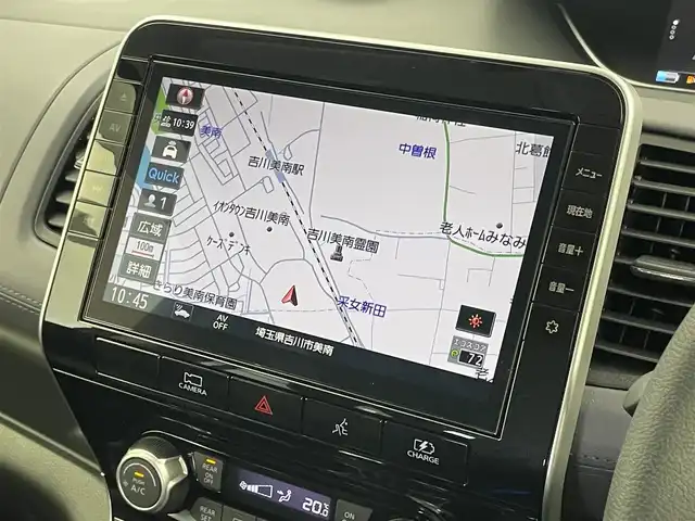 日産 セレナ e－パワー ハイウェイスター V 埼玉県 2022(令4)年 0.8万km ダイヤモンドブラック 純正１０インチ　フリップダウンモニター　アラウンドビューモニター　ＢＳＭ　プロパイロット　レーダークルーズコントロール　ドライブレコーダー　ビルトインＥＴＣ　デジタルインナーミラー　ハンズフリー　ＴＶ
