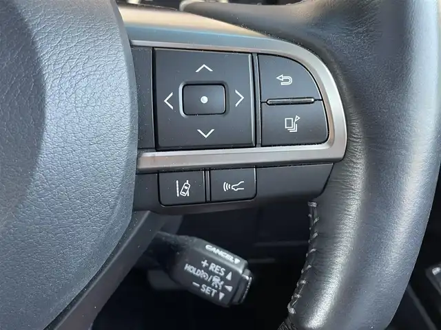 レクサス ＬＸ 570 大阪府 2016(平28)年 1.7万km スターライトブラックガラスフレーク ワンオーナー/モデリスタエアロ/サンルーフ/ルーフレール/マークレビンソン/全方位モニター/リアエンターテイメントシステム/クールBOX/純正HDDナビ/・AM/FM/CD/DVD/BT/フルセグ/HDMI/エアサスペンション/ヘッドアップディスプレイ/茶革シート/・全席パワーシート/・D席メモリシート/・D席/N席シートヒーター/・D席/N席エアシート/ステアリングヒーター/電動リアゲート/三眼LEDヘッドライト/電子パーキング/レーダー探知機（TZ-R001A）/ドライブレコーダー（TZ-D001）/ETC2/0/トヨタセーフティーセンス/・プリクラッシュセーフティー/・レーンディパーチャーアラート/・ブラインドスポットモニター/・レーダークルーズコントロール/・フロント・バックソナー/・リアクロストラフィックアラート/スペアキー/保証書/取扱説明書/記録簿H28/H29/H30/R2/R3/R4/R5/R6/R7