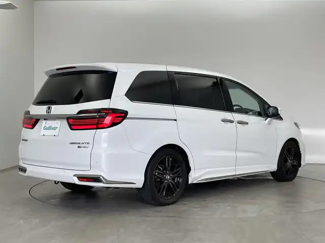 ホンダ オデッセイ ハイブリッド e:HEVアブソルート EX 埼玉県 2021(令3)年 3.1万km プラチナホワイトパール 純正１０インチナビ　フリップダウンモニター　マルチビューカメラ　ＢＳＭ　ホンダセンシング　アダクティブクルーズコントロール　ビルトインＥＴＣ２．０　シートヒーター　ＨＤＭＩ　オートライト　ＬＥＤライト