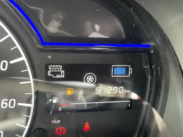 日産 ノート e－パワー X 東京都 2018(平30)年 5.2万km ホワイト デジタルインナーミラー　/ETC　/スペアキー　/オートエアコン　/CD　/ABS　/横滑り防止装置　/コーナーセンサー　/レーンアシスト　/盗難防止装置　/オートライト　/衝突被害軽減システム　/保証書/取扱説明書/記録簿