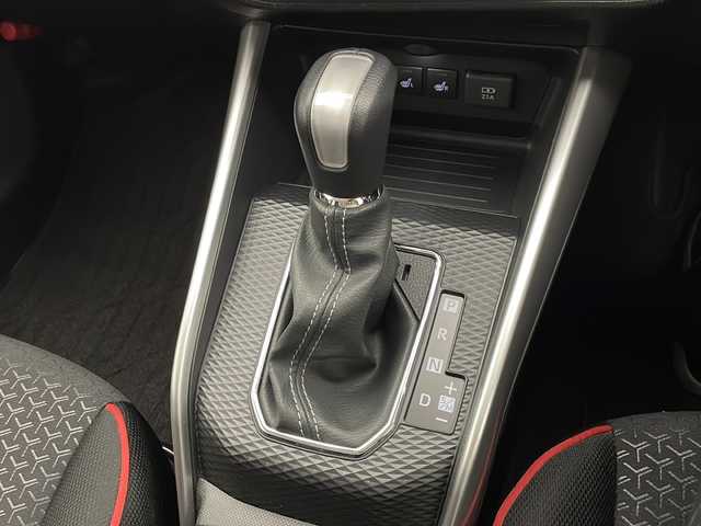 トヨタ ライズ Z 宮崎県 2021(令3)年 2.7万km シャイニングホワイトパール 純正ナビ/Ｂｌｕｅｔｏｏｔｈ　/フルセグＴＶ/ＦＭ／ＡＭ　/ＣＤ/Ｄ/Ｎ席シートヒーター/バックカメラ　/クルーズコントロール　/コーナセンサー/衝突被害軽減ブレーキシステム　/オートライト　/ドライブレコーダー/プッシュスタート/スペアキー