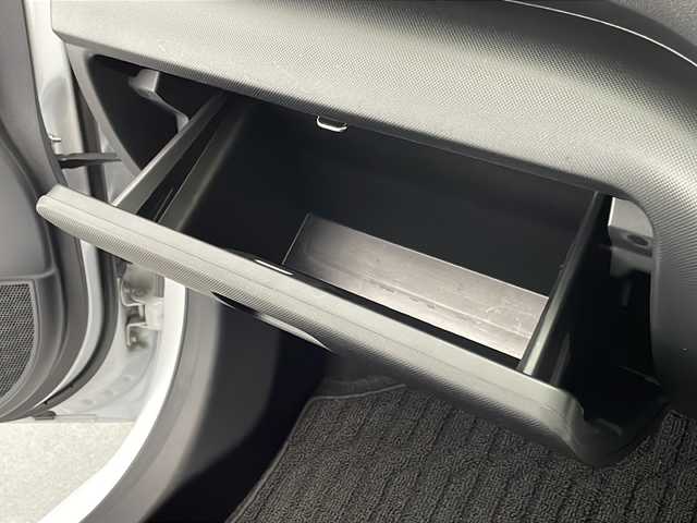 トヨタ ライズ Z 宮崎県 2021(令3)年 2.7万km シャイニングホワイトパール 純正ナビ/Ｂｌｕｅｔｏｏｔｈ　/フルセグＴＶ/ＦＭ／ＡＭ　/ＣＤ/Ｄ/Ｎ席シートヒーター/バックカメラ　/クルーズコントロール　/コーナセンサー/衝突被害軽減ブレーキシステム　/オートライト　/ドライブレコーダー/プッシュスタート/スペアキー