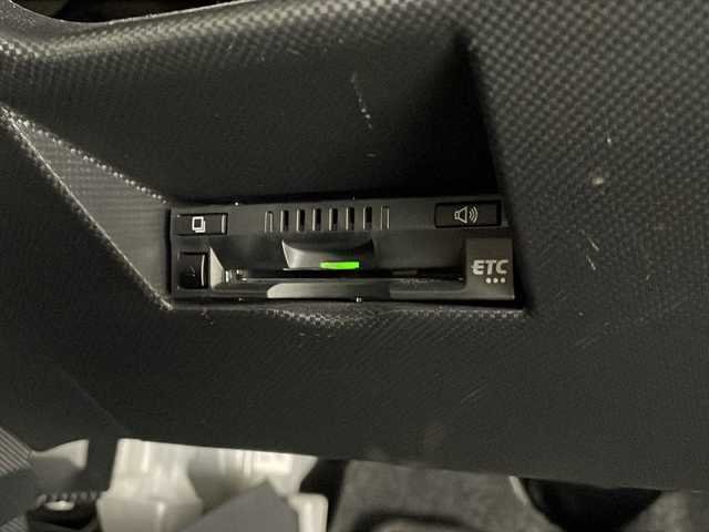 トヨタ ライズ Z 宮崎県 2021(令3)年 2.7万km シャイニングホワイトパール 純正ナビ/Ｂｌｕｅｔｏｏｔｈ　/フルセグＴＶ/ＦＭ／ＡＭ　/ＣＤ/Ｄ/Ｎ席シートヒーター/バックカメラ　/クルーズコントロール　/コーナセンサー/衝突被害軽減ブレーキシステム　/オートライト　/ドライブレコーダー/プッシュスタート/スペアキー